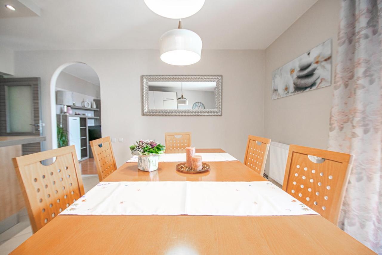 Two-Bedroom Apartment In Crikvenica Xcvii Kültér fotó